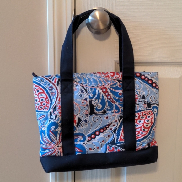 Vera Bradley Purse - Picture 3 of 5
